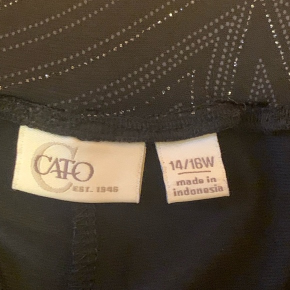 CATO Pants Women’s 14/16 Wide leg Stretch pull on Silver Sparkle Thread Design - Picture 4 of 9